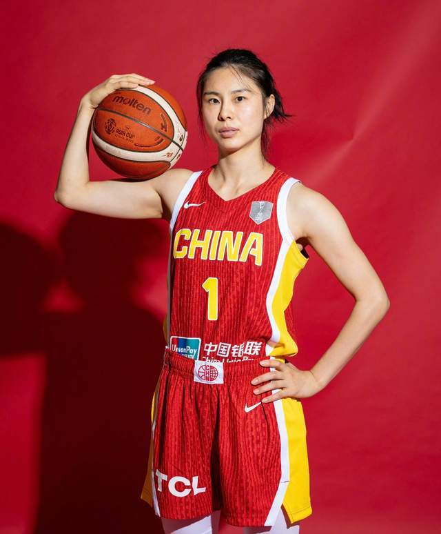 AG体育app下载-中国女篮最新训练出炉！王思雨、张子宇归队，将出战5场热身赛